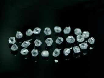 0.9-1.0CT ROUGH DIAMOND 5.0-5.5MM D-F VVS-SI Lab SYNTHETIC DIAMOND CVD HPHT A1 