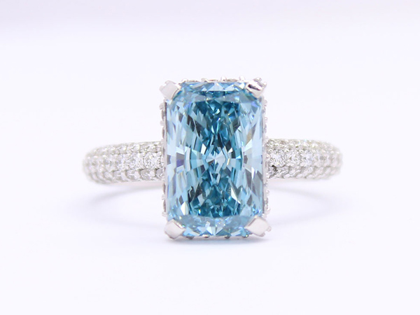 lab grown radiant cut diamond