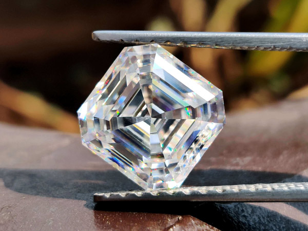 loose asscher cut diamond